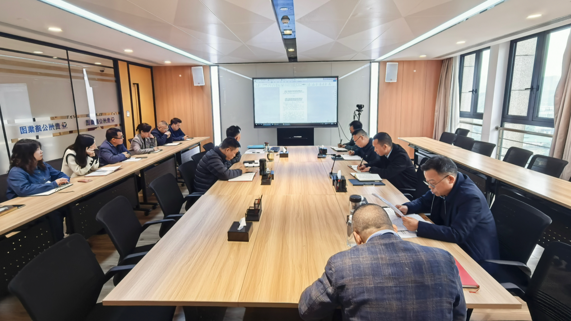 第六工程公司：召开党总支聚会安排深入贯彻中央八项划定精神学习教育事情
