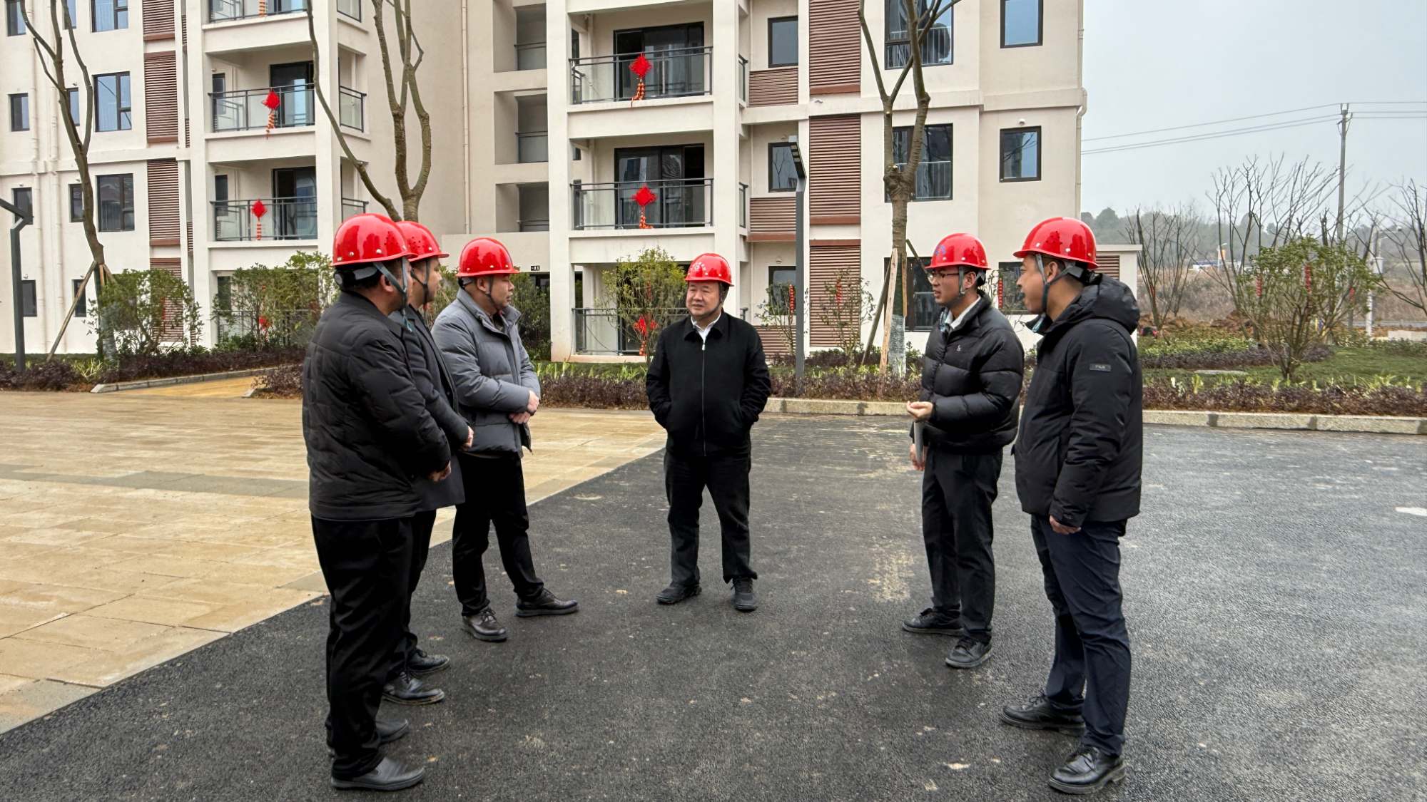 张德顺到贵安新区ZB-22-01地块住宅配套项目调研指导事情